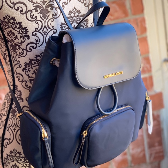 NWT Michael Kors Large Abbey Cargo Backpack Nylon - Picture 2 of 8